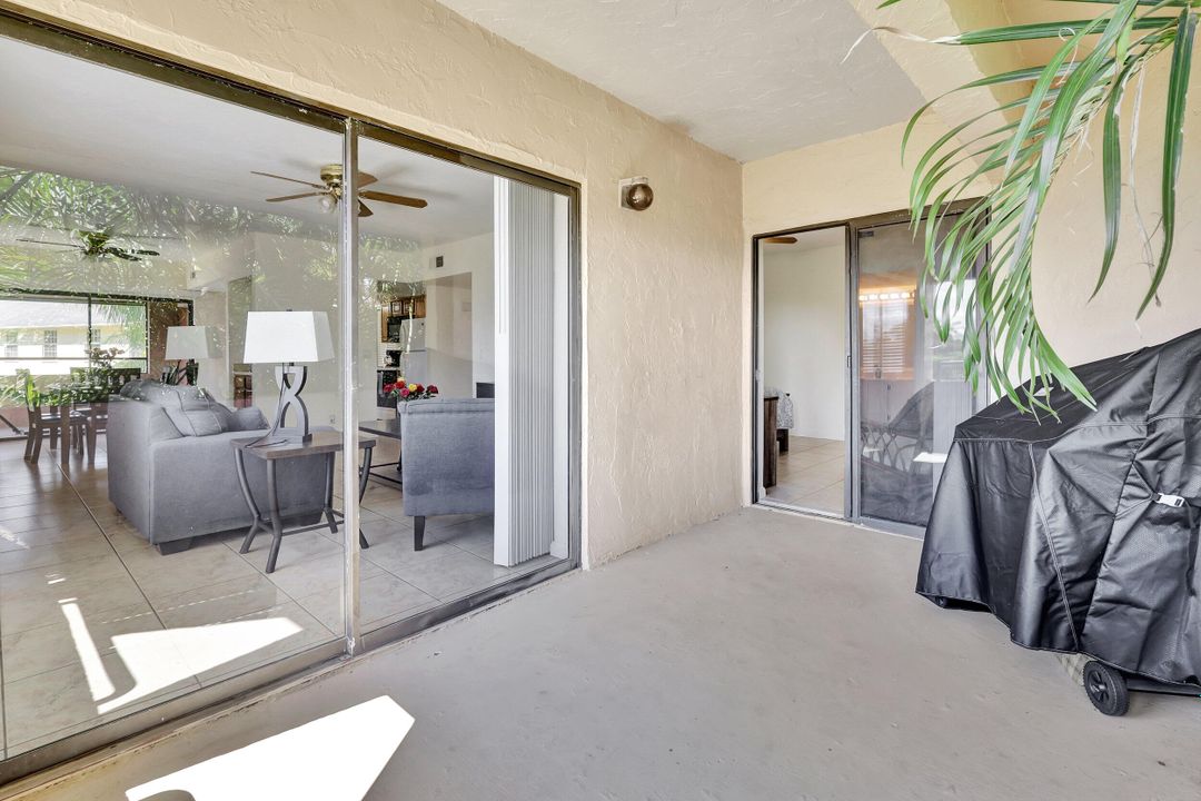 For Sale: $319,000 (2 beds, 2 baths, 1280 Square Feet)