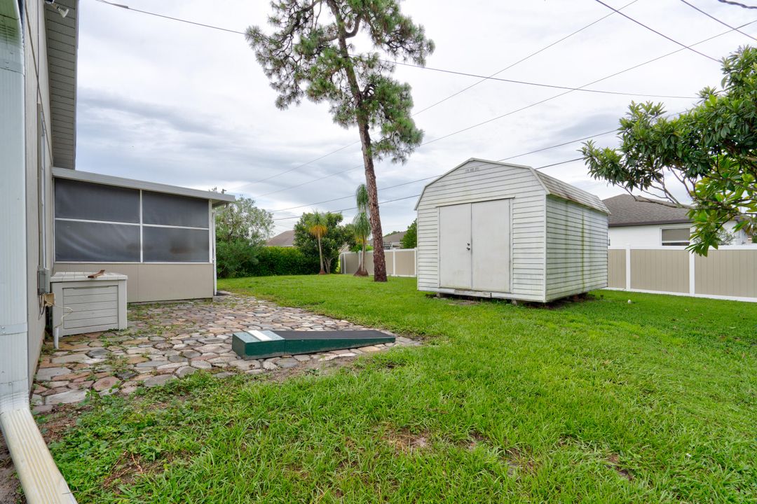 For Sale: $359,000 (3 beds, 2 baths, 1145 Square Feet)