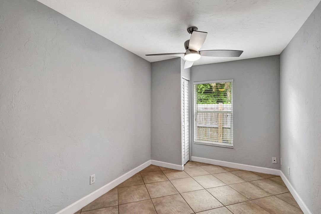 Active With Contract: $3,400 (3 beds, 2 baths, 1370 Square Feet)