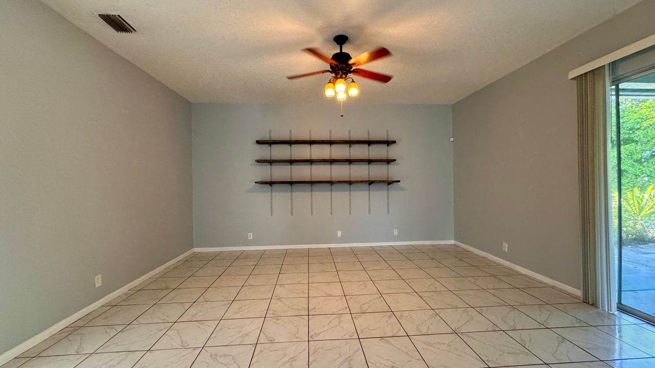 Active With Contract: $3,500 (3 beds, 2 baths, 2110 Square Feet)