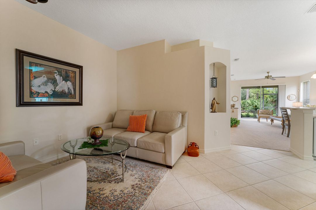 Active With Contract: $389,000 (2 beds, 2 baths, 1330 Square Feet)