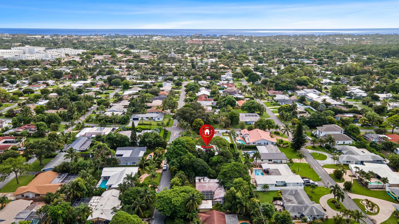 For Sale: $1,099,000 (3 beds, 2 baths, 1756 Square Feet)