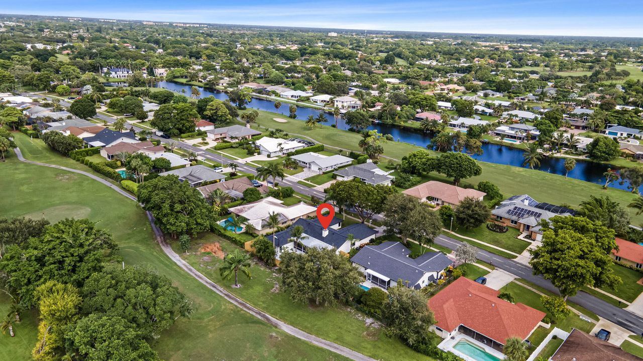 Active With Contract: $999,999 (4 beds, 2 baths, 2461 Square Feet)