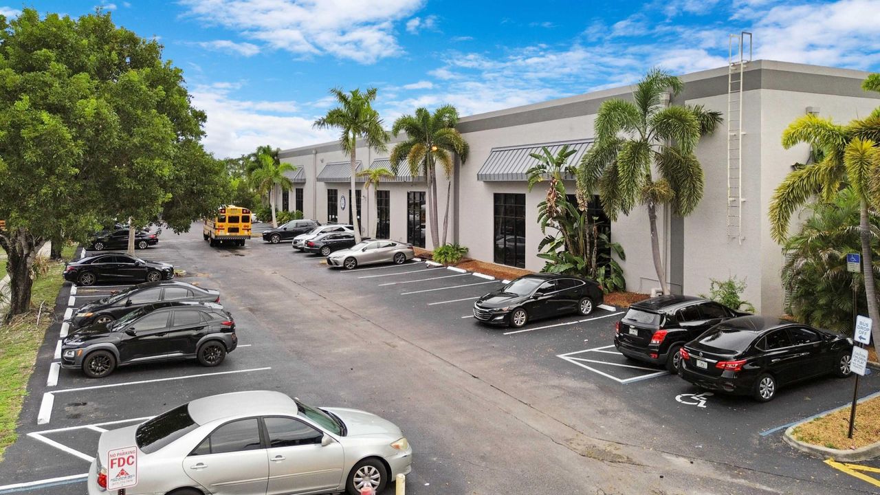 For Sale: $7,500,000 (0 beds, 0 baths, 32360 Square Feet)