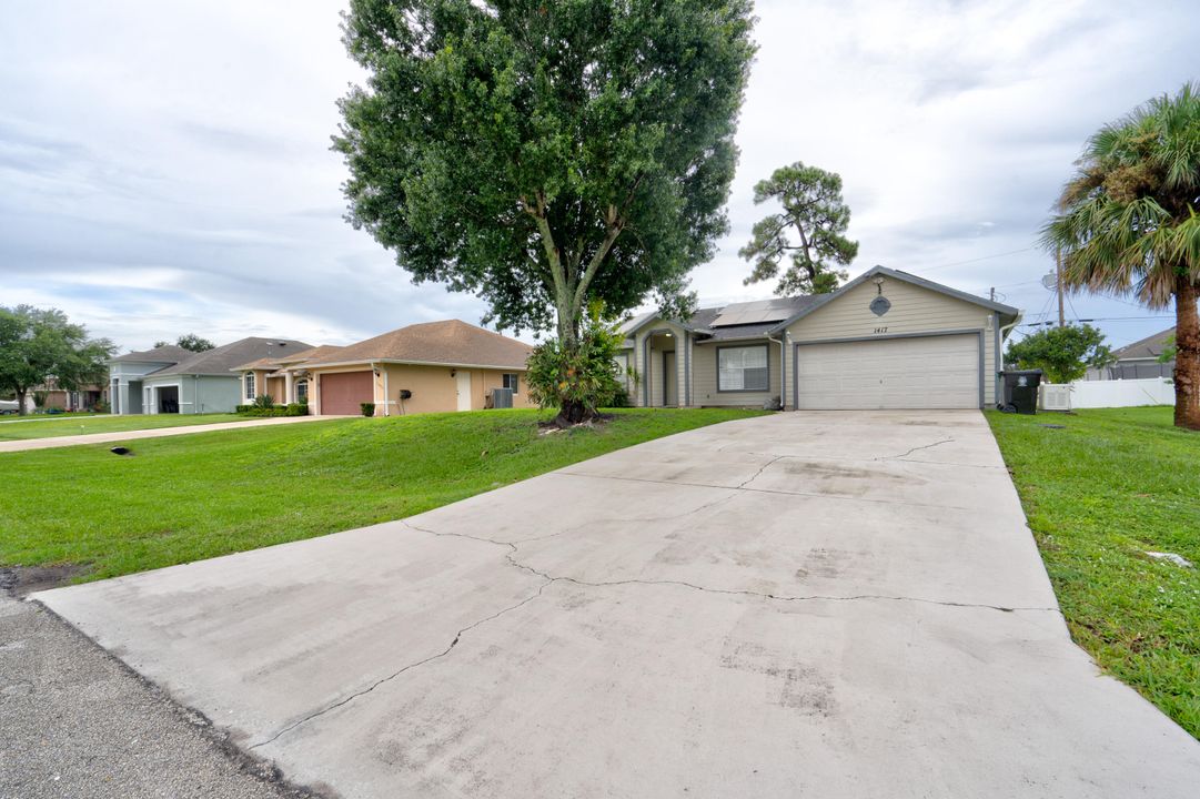 For Sale: $359,000 (3 beds, 2 baths, 1145 Square Feet)