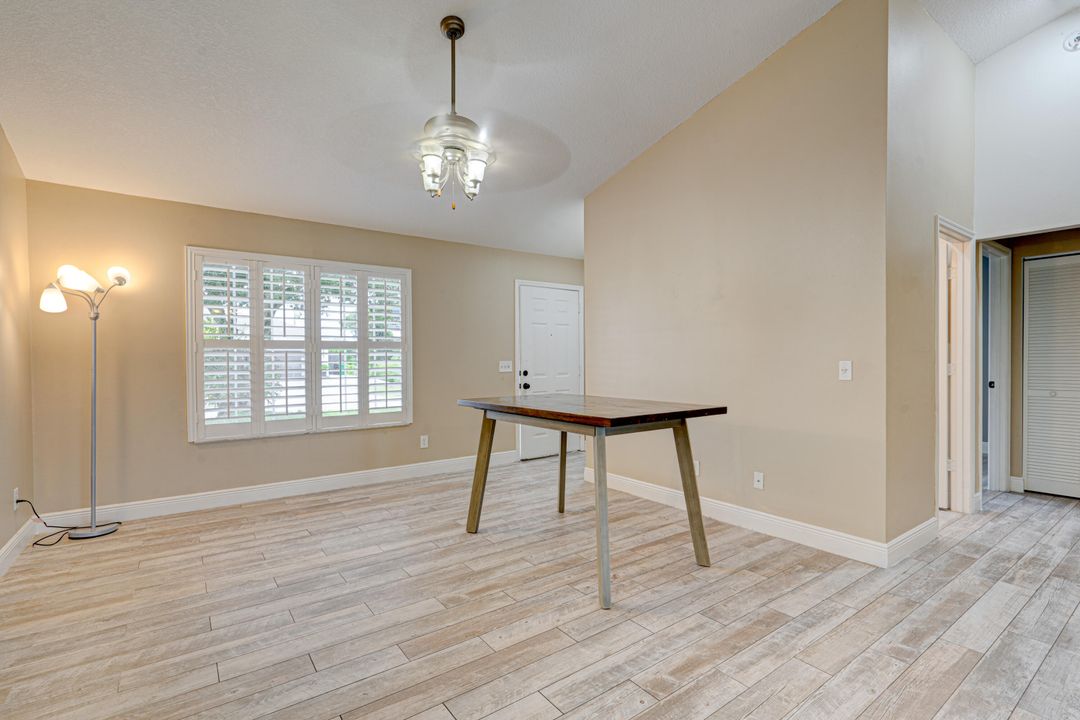 For Sale: $359,000 (3 beds, 2 baths, 1145 Square Feet)