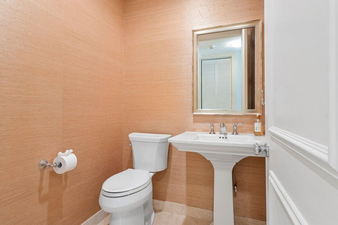 В аренду: $11,995 (3 спален, 2 ванн, 2483 Квадратных фут)