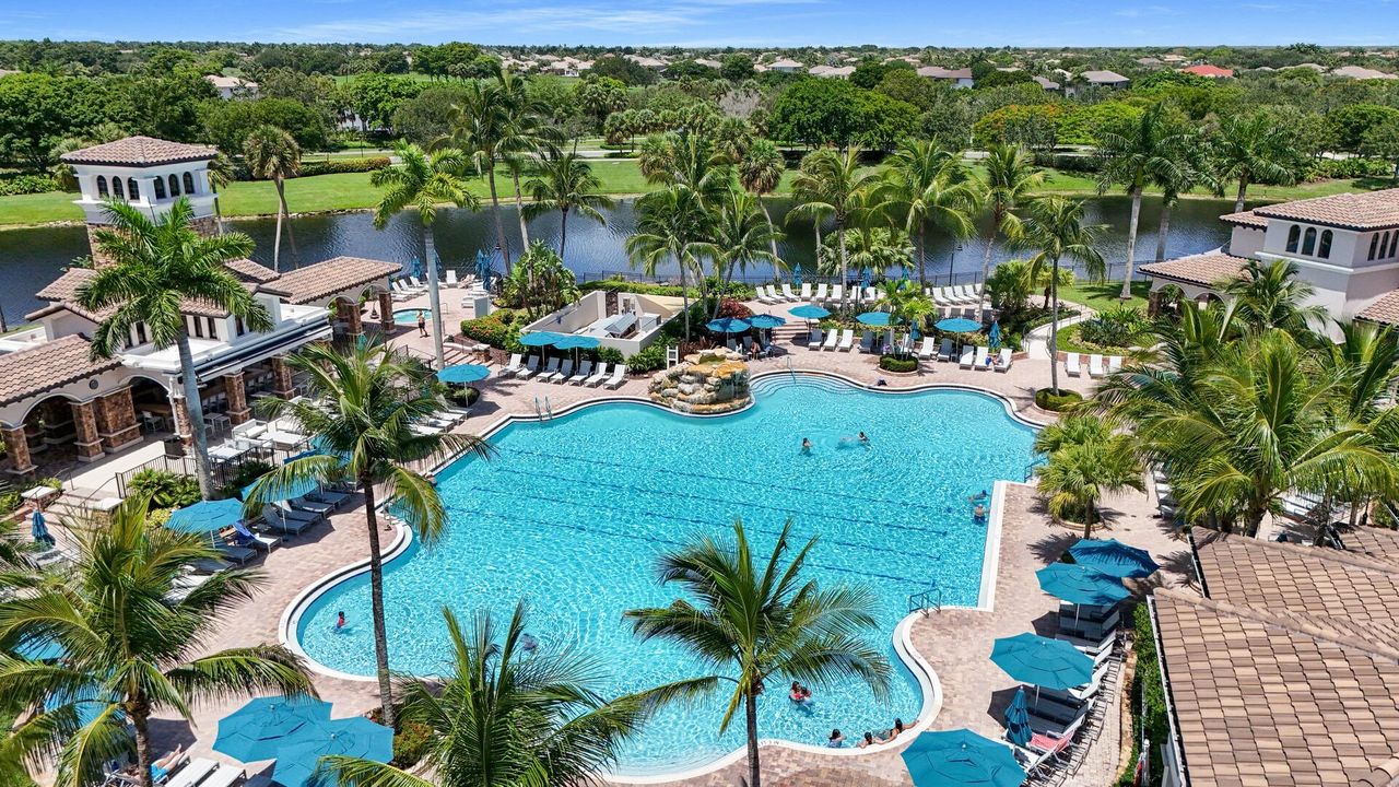 Active With Contract: $850,000 (4 beds, 3 baths, 2426 Square Feet)