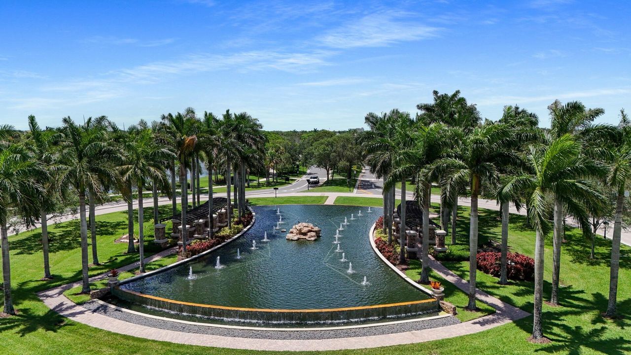 Active With Contract: $850,000 (4 beds, 3 baths, 2426 Square Feet)