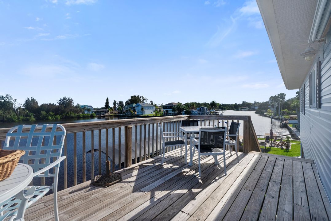 For Sale: $674,900 (2 beds, 1 baths, 1144 Square Feet)