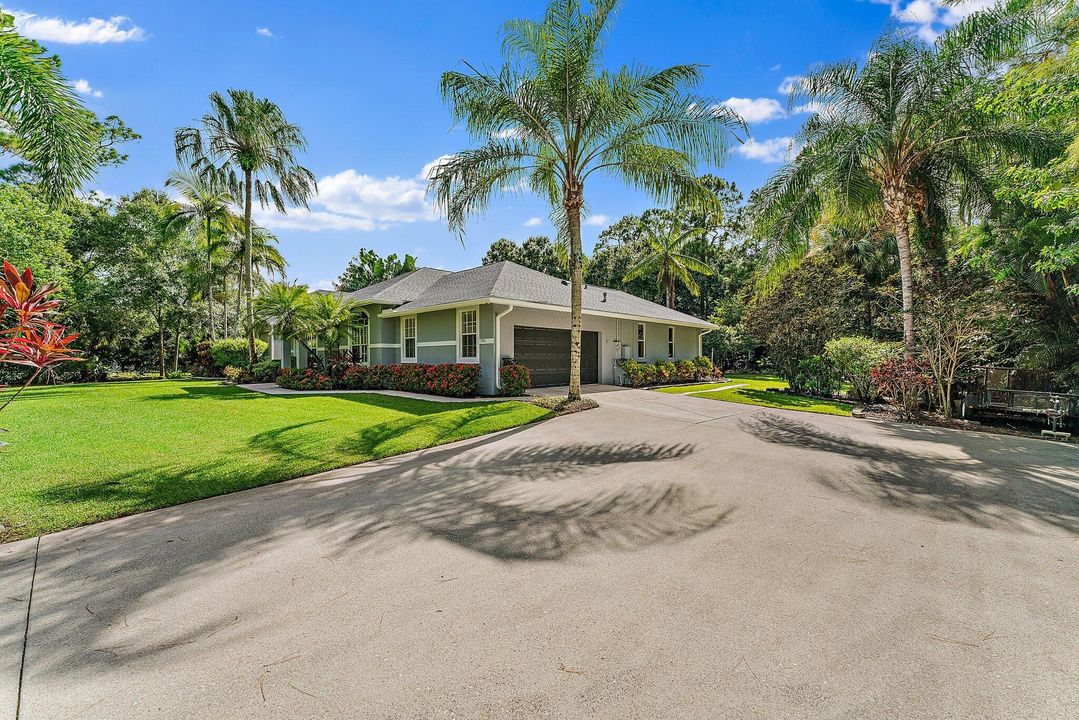 For Sale: $999,000 (4 beds, 2 baths, 2108 Square Feet)