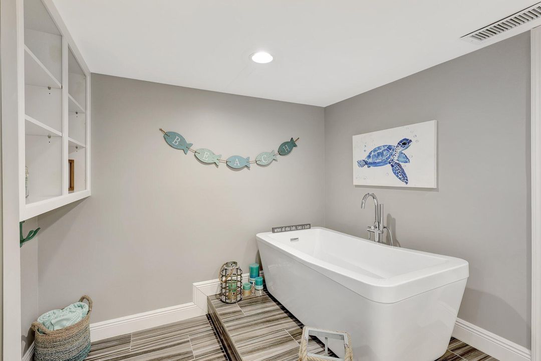 For Sale: $1,249,000 (3 beds, 2 baths, 2701 Square Feet)