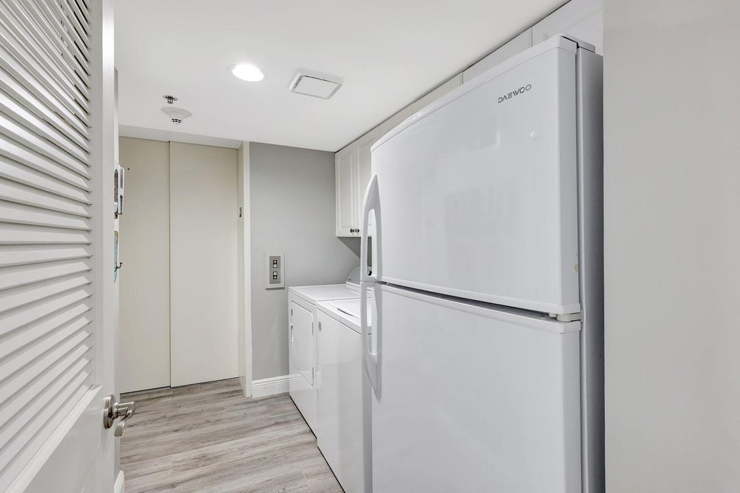 For Sale: $1,249,000 (3 beds, 2 baths, 2701 Square Feet)