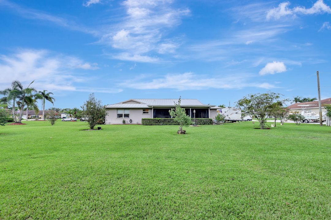 Active With Contract: $482,000 (3 beds, 2 baths, 2018 Square Feet)