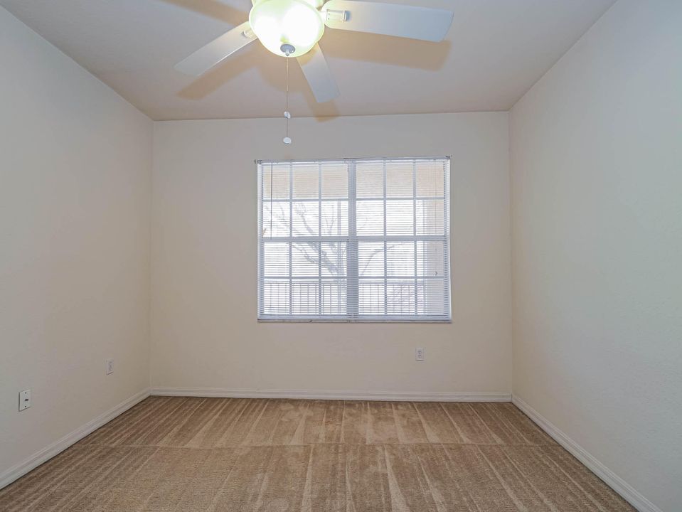 For Sale: $249,000 (2 beds, 2 baths, 1140 Square Feet)