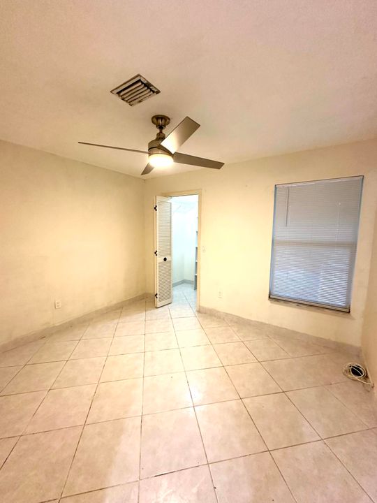 For Rent: $3,495 (3 beds, 2 baths, 1257 Square Feet)