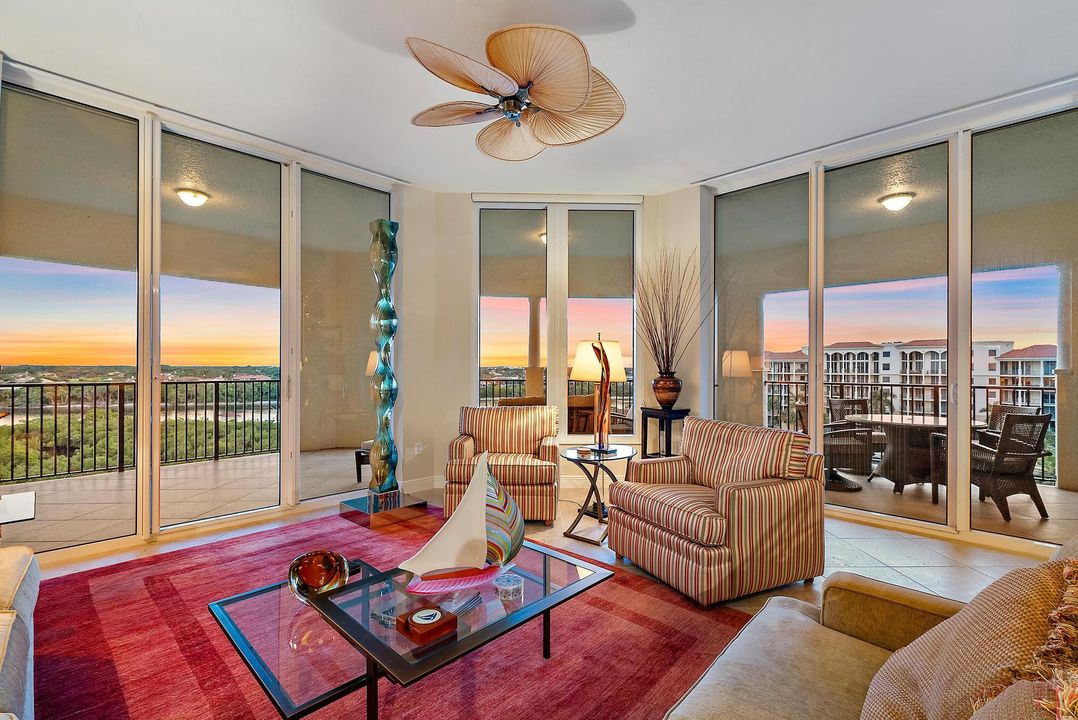 Active With Contract: $2,750,000 (3 beds, 3 baths, 3057 Square Feet)