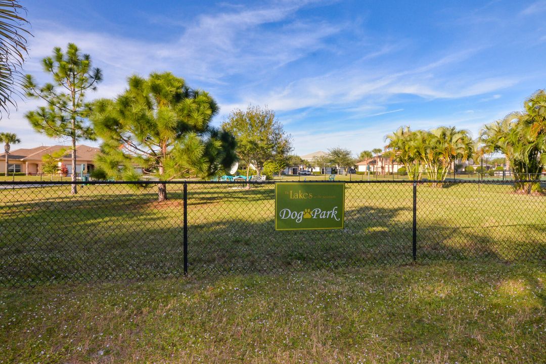 For Sale: $274,000 (2 beds, 2 baths, 1335 Square Feet)