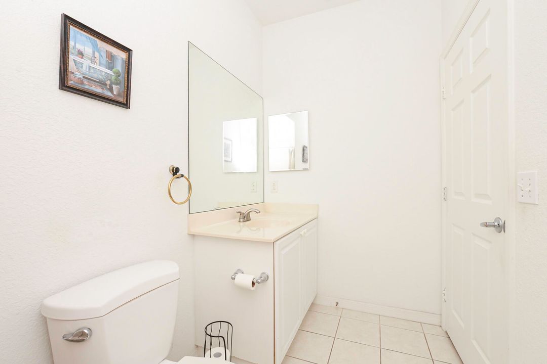 For Sale: $274,000 (2 beds, 2 baths, 1335 Square Feet)