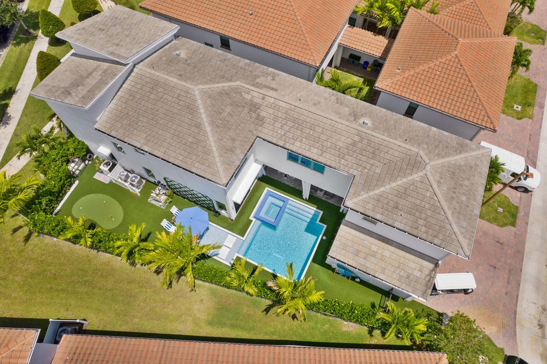 En Venta: $1,949,990 (4 camas, 3 baños, 3849 Pies cuadrados)