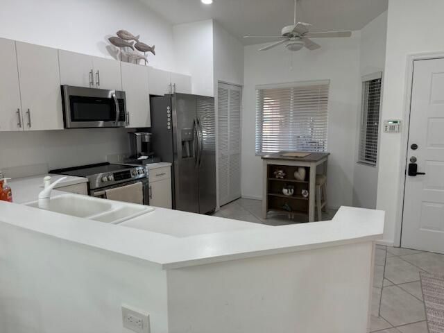 Active With Contract: $4,500 (3 beds, 2 baths, 1813 Square Feet)