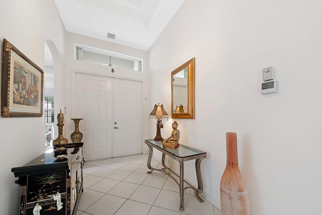 For Sale: $550,000 (3 beds, 2 baths, 2221 Square Feet)