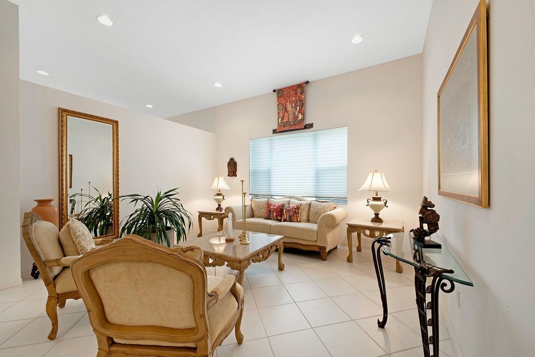 For Sale: $550,000 (3 beds, 2 baths, 2221 Square Feet)