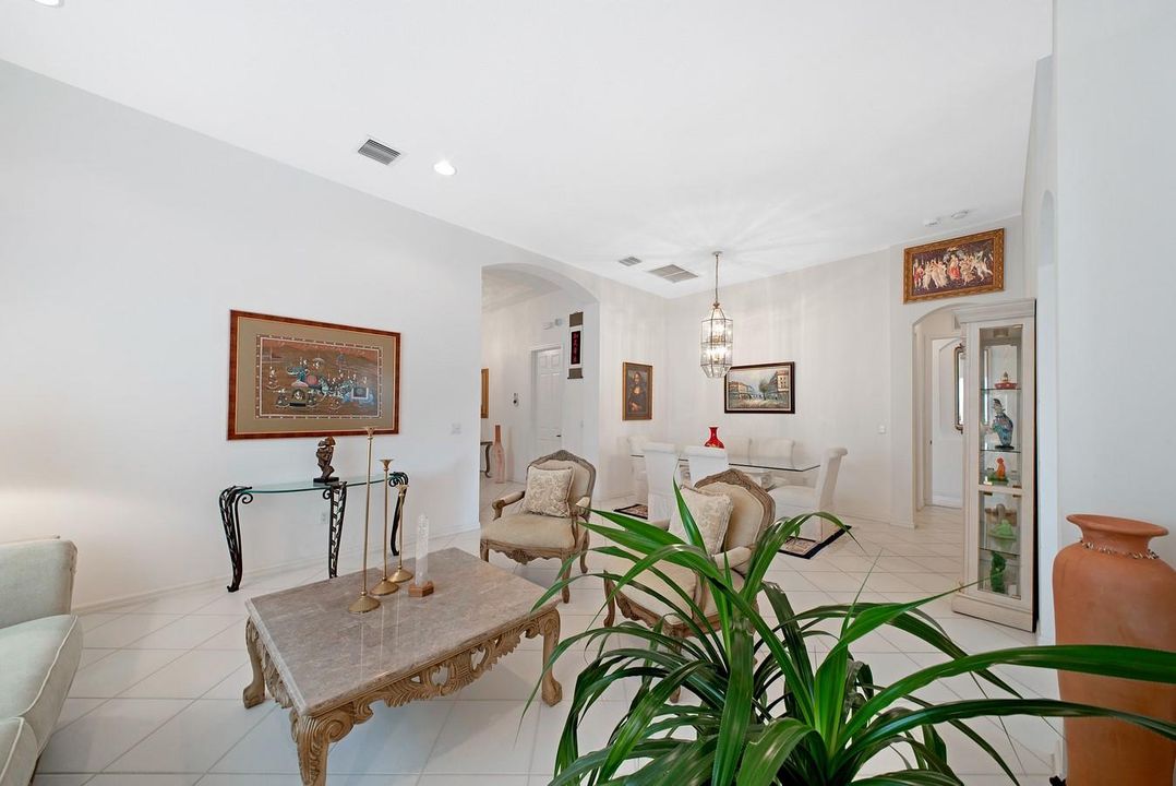 For Sale: $550,000 (3 beds, 2 baths, 2221 Square Feet)