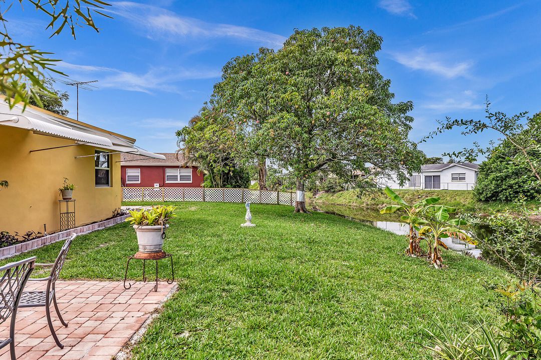 Active With Contract: $3,400 (4 beds, 2 baths, 1271 Square Feet)