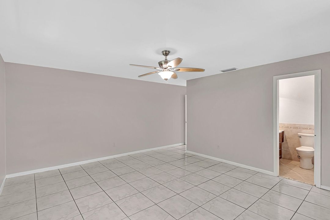 Active With Contract: $3,400 (4 beds, 2 baths, 1271 Square Feet)