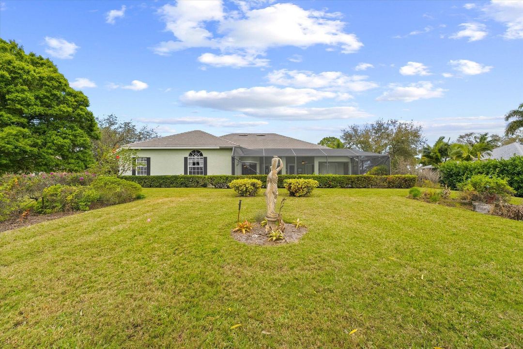 For Sale: $1,075,000 (3 beds, 3 baths, 3437 Square Feet)