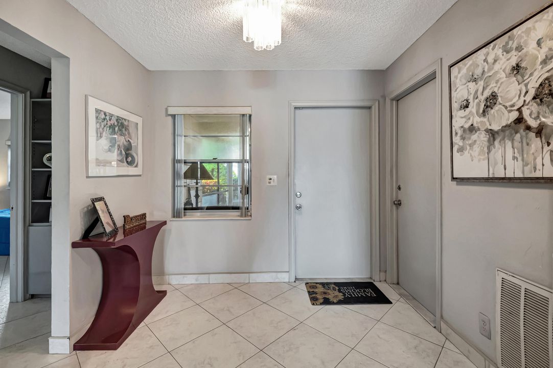 Active With Contract: $365,000 (2 beds, 2 baths, 1512 Square Feet)