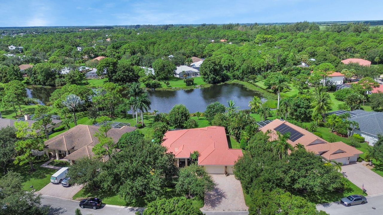 Active With Contract: $750,000 (4 beds, 3 baths, 2577 Square Feet)