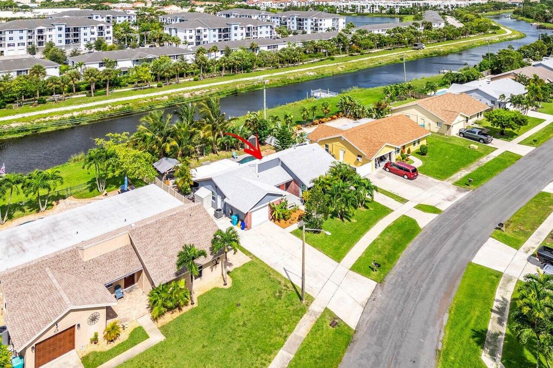 Active With Contract: $649,000 (3 beds, 2 baths, 1342 Square Feet)