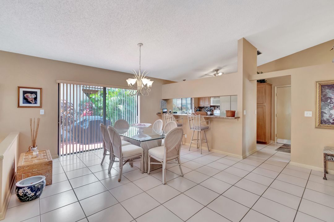 Active With Contract: $4,200 (2 beds, 2 baths, 1478 Square Feet)