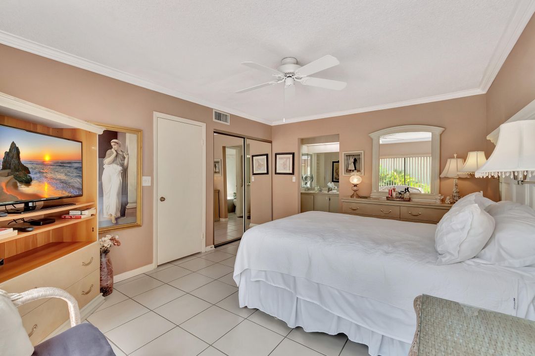 Active With Contract: $4,200 (2 beds, 2 baths, 1478 Square Feet)