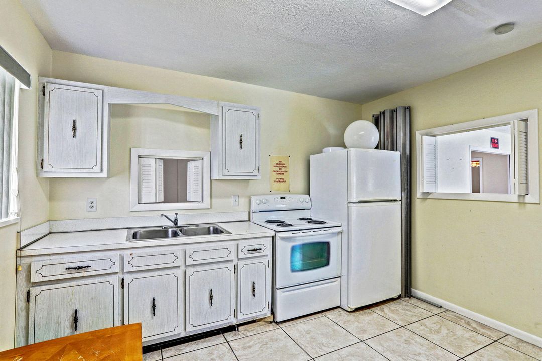 For Rent: $2,100 (2 beds, 2 baths, 1158 Square Feet)