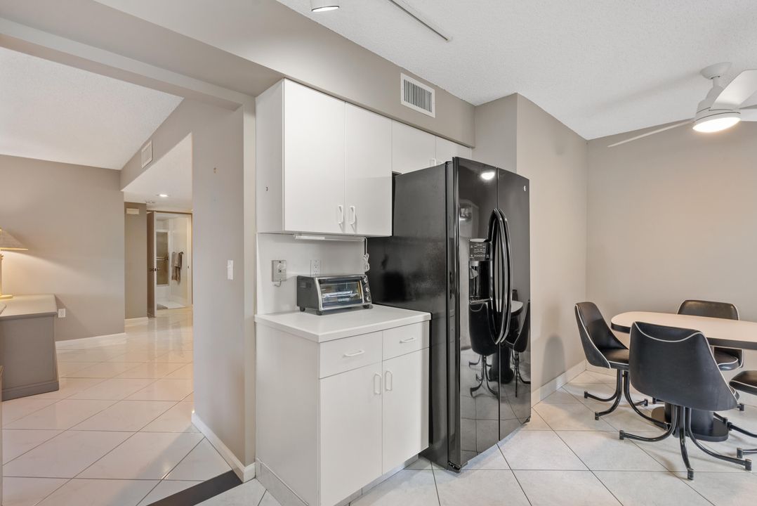 Active With Contract: $328,000 (2 beds, 2 baths, 1616 Square Feet)