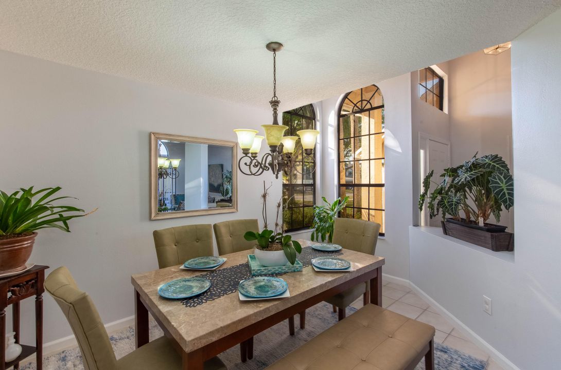 Active With Contract: $6,500 (3 beds, 3 baths, 2082 Square Feet)