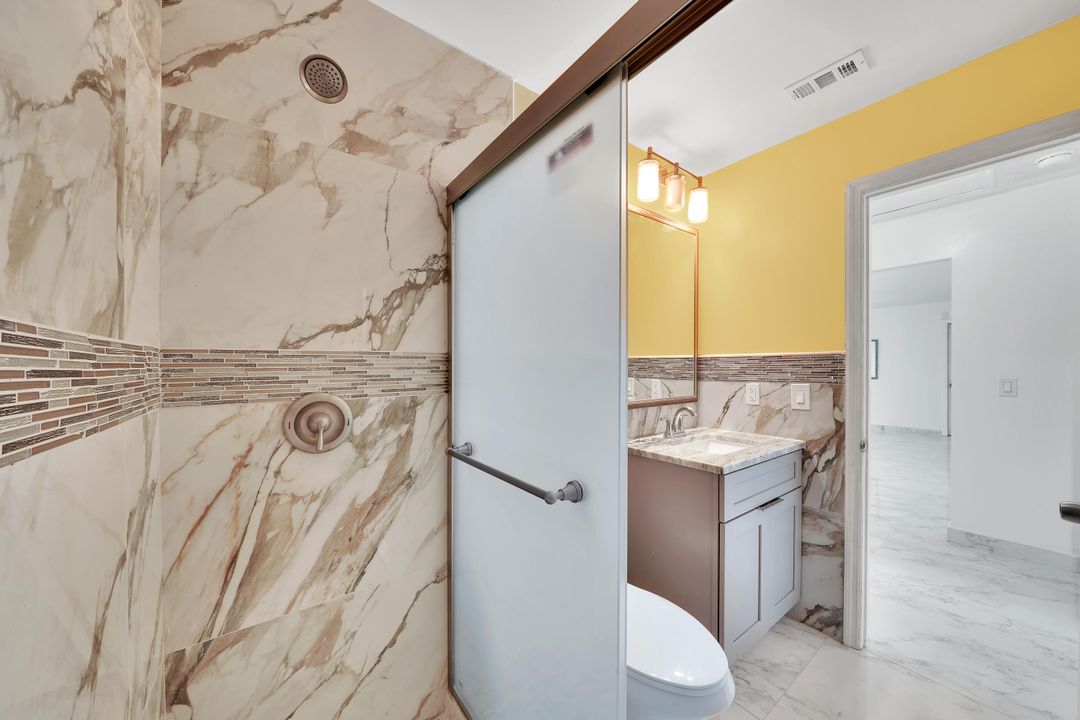 Active With Contract: $3,500 (3 beds, 2 baths, 1327 Square Feet)