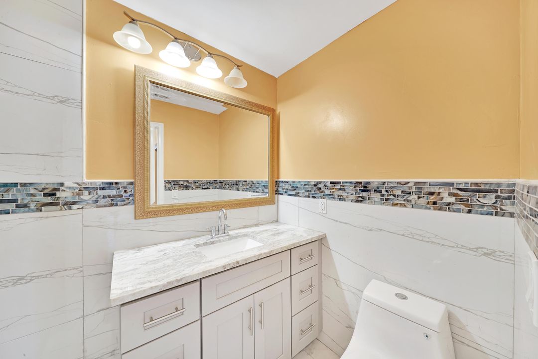 Active With Contract: $3,500 (3 beds, 2 baths, 1327 Square Feet)