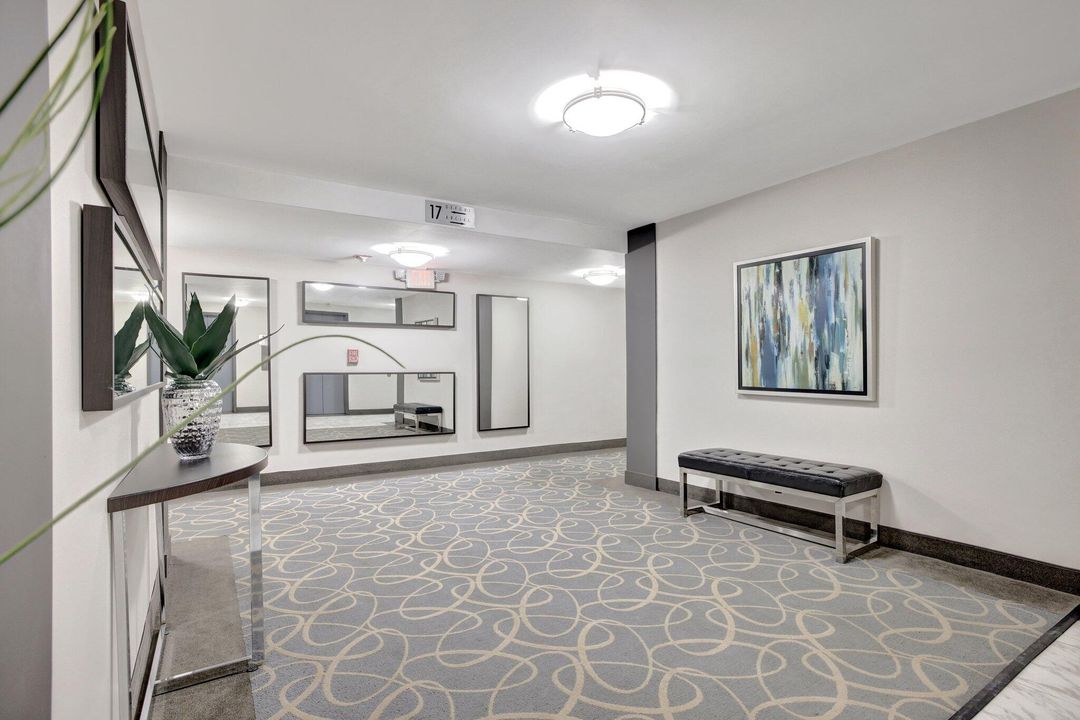 For Sale: $349,000 (2 beds, 2 baths, 1144 Square Feet)