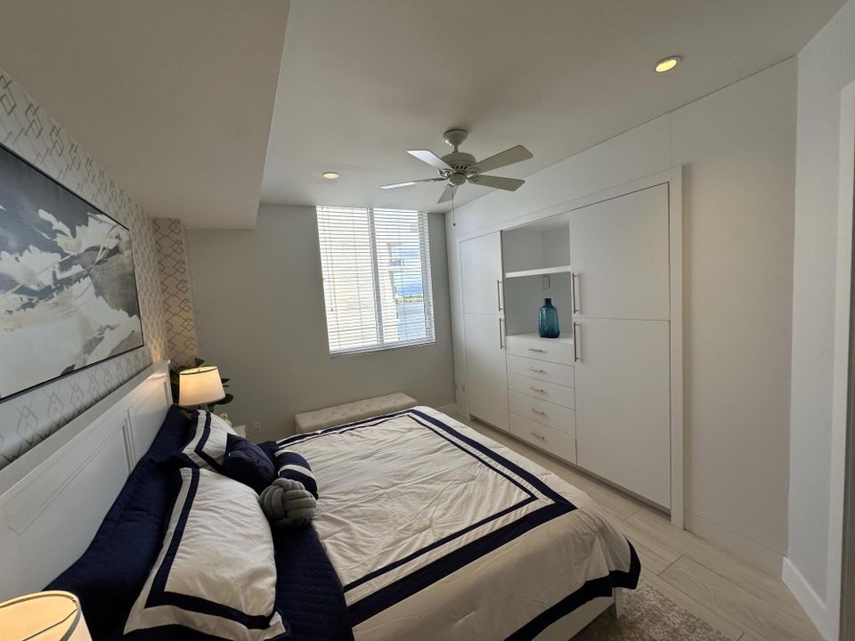 Active With Contract: $6,000 (2 beds, 2 baths, 1565 Square Feet)