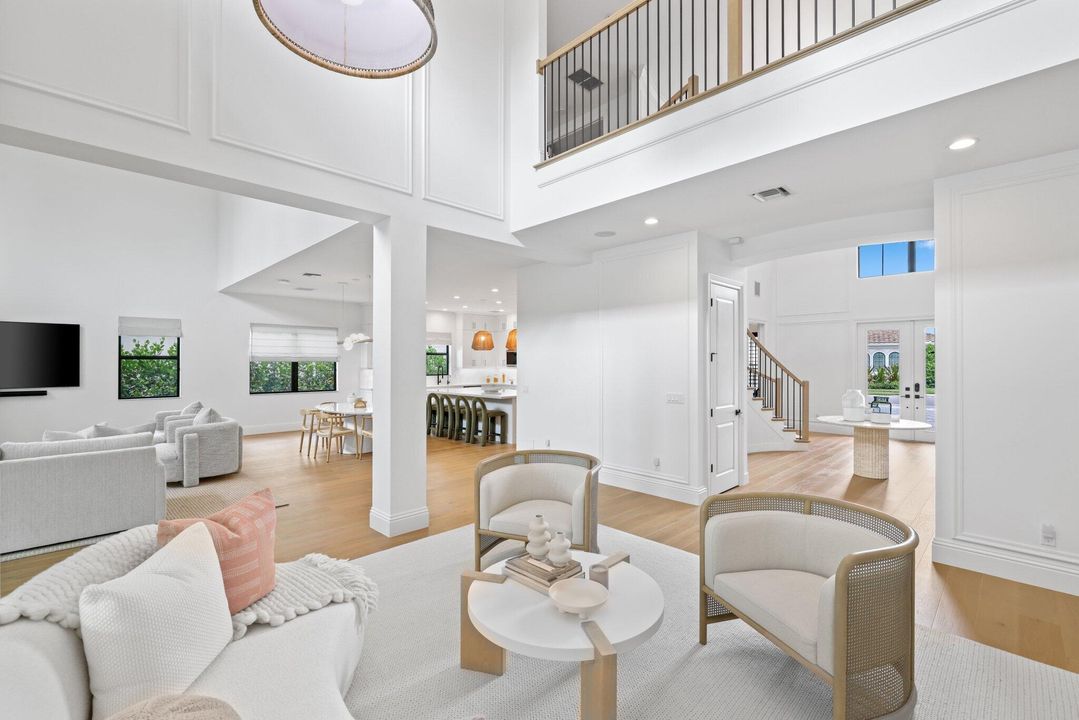 Active With Contract: $3,750,000 (5 beds, 5 baths, 5581 Square Feet)