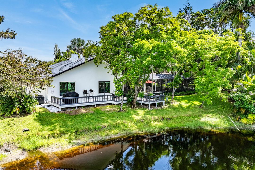 For Sale: $1,070,000 (3 beds, 2 baths, 3078 Square Feet)