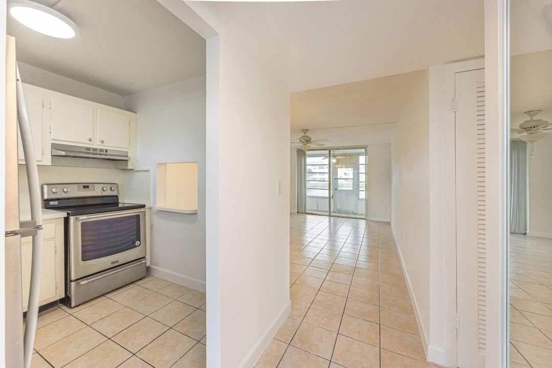 For Sale: $92,000 (1 beds, 1 baths, 640 Square Feet)