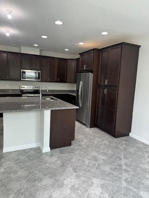 For Rent: $3,400 (4 beds, 2 baths, 2695 Square Feet)