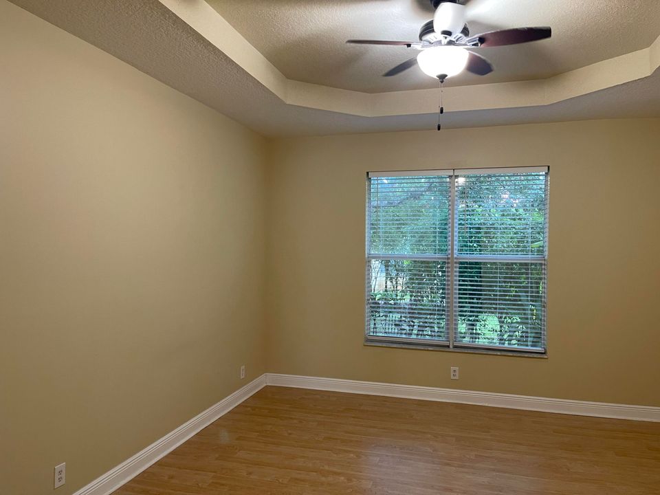 Active With Contract: $3,200 (4 beds, 2 baths, 2148 Square Feet)