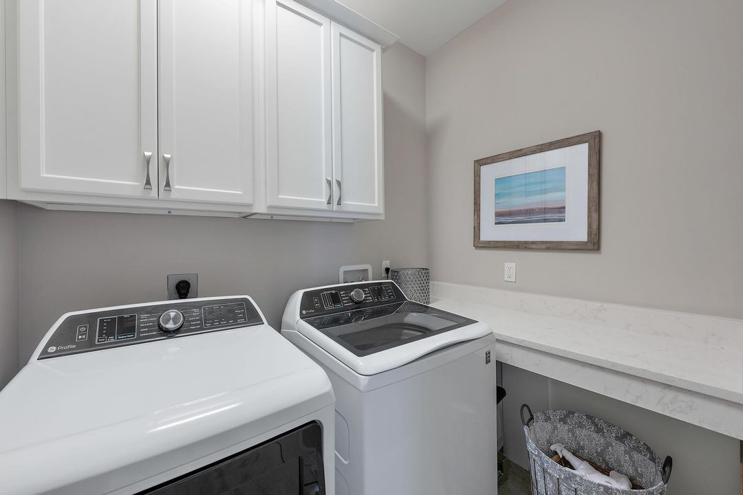 For Sale: $1,250,000 (3 beds, 2 baths, 2058 Square Feet)