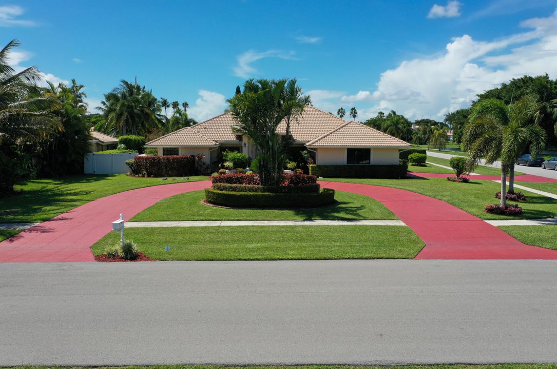 Active With Contract: $1,200,000 (4 beds, 3 baths, 2857 Square Feet)